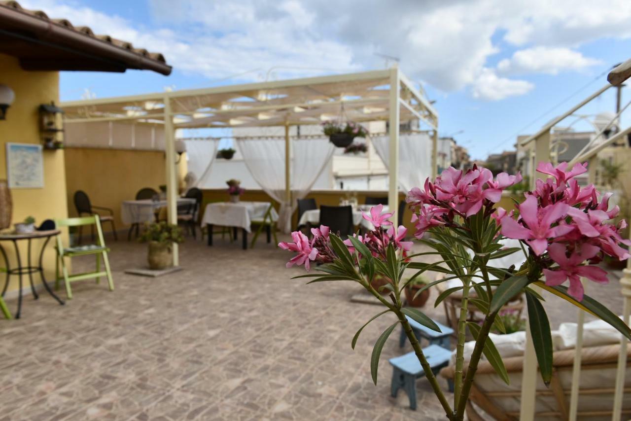 Fiori E Coccole Panzió Noto Kültér fotó